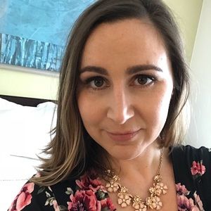 Meet your Posher, Lacy